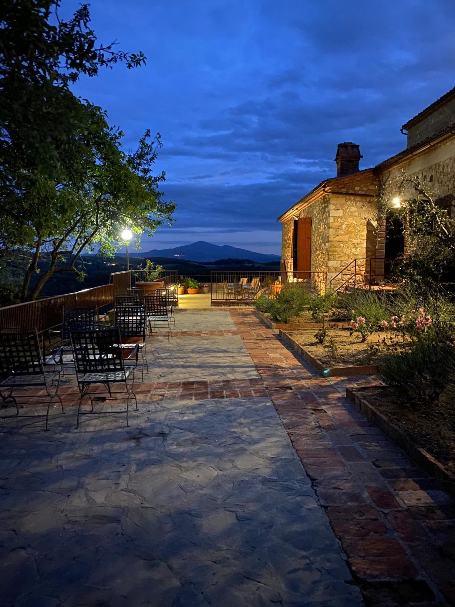 Lachiusa Tuscany Montefollonico Exterior photo